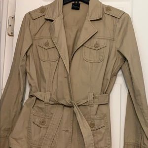 Button down lightweight jacket